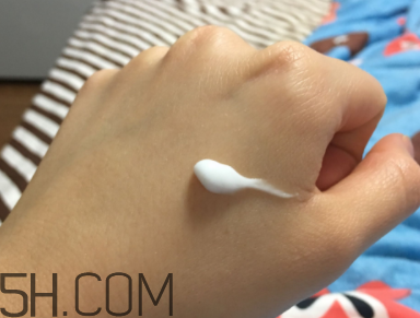 露得清身體乳怎么樣？露得清身體乳好用嗎？