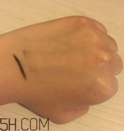 露得清綿密洗面奶怎么樣？露得清綿密洗面奶好用嗎？