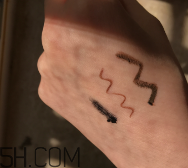 露得清卸妝水好用嗎？露得清卸妝水怎么樣？