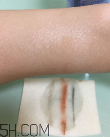 露得清卸妝水怎么用？露得清卸妝水多少錢？