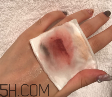 露得清卸妝水怎么用？露得清卸妝水多少錢？