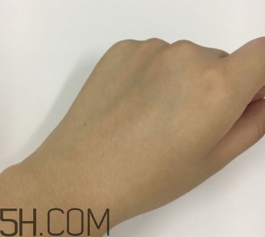 露得清洗卸潔顏露怎么用？露得清洗卸潔顏露好用嗎？