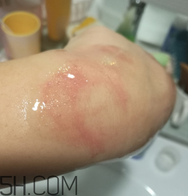 露得清洗卸潔顏露怎么樣？露得清洗卸露能卸干凈嗎？