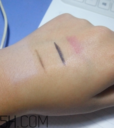 露得清洗卸潔顏露怎么樣？露得清洗卸露能卸干凈嗎？