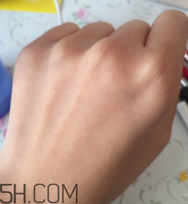 露得清洗卸潔顏露怎么用？露得清洗卸潔顏露好用嗎？