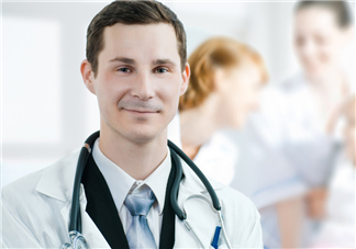 蕁麻疹能吃雞蛋嗎？蕁麻疹能喝牛奶嗎？