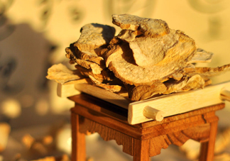 中藥什么時(shí)候喝最好？中藥不能和什么一起吃