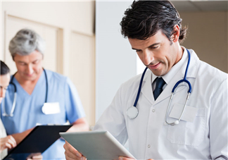 蕁麻疹是免疫力低下嗎？蕁麻疹是血液?jiǎn)栴}嗎？