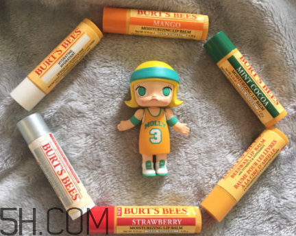 小蜜蜂水果味唇膏怎么樣？小蜜蜂水果味唇膏好用嗎？