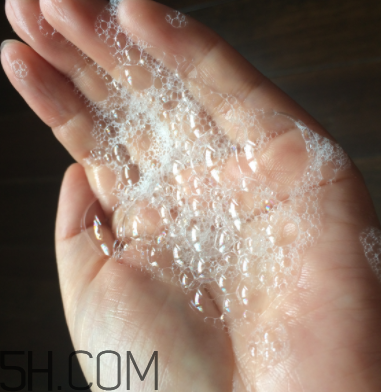 小蜜蜂寶寶洗發(fā)露怎么樣？小蜜蜂寶寶洗發(fā)露好用嗎？