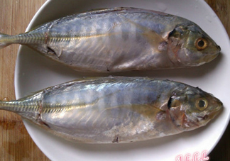 咸魚長(zhǎng)毛還能吃嗎？怎樣辨別咸魚是否變質(zhì)