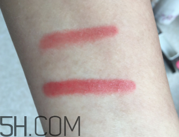 小蜜蜂唇膏筆怎么樣？小蜜蜂唇膏筆好用嗎？