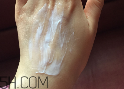 薇諾娜保濕霜有什么效果？薇諾娜保濕霜好用嗎？