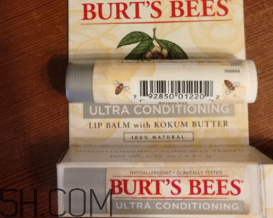 小蜜蜂細致修護唇膏怎么樣？好用嗎？