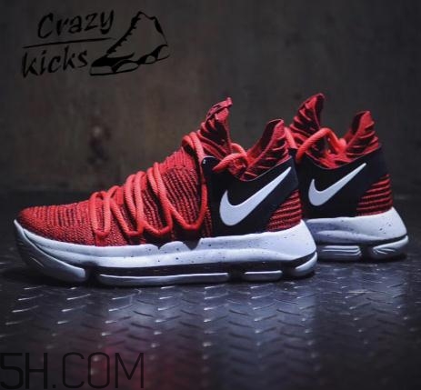 后衛(wèi)適合穿什么籃球鞋？適合后衛(wèi)的籃球鞋推薦