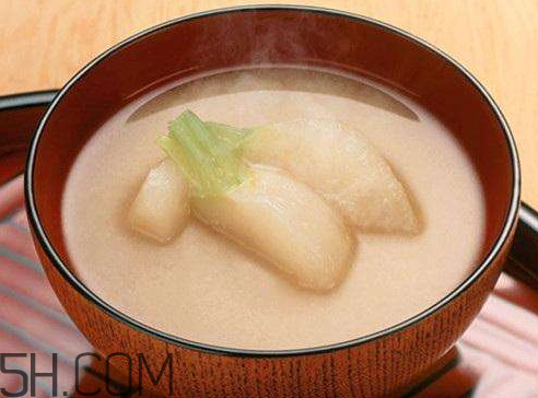 白蘿卜湯治咳嗽嗎 白蘿卜煮水能治咳嗽嗎 白蘿卜湯治咳嗽嗎 白蘿卜煮水能治咳嗽嗎