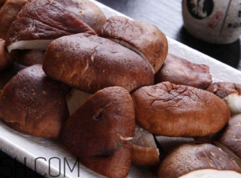 香菇是堿性還是酸性 香菇是涼性還是熱性 香菇是堿性還是酸性 香菇是涼性還是熱性