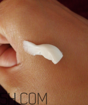 小蜜蜂潤膚露多少錢？小蜜蜂潤膚露貴不貴？