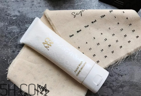 黛珂白檀系列新版舊版區(qū)別 黛珂明星產(chǎn)品是什么 黛珂白檀系列新版舊版區(qū)別 黛珂明星產(chǎn)品是什么