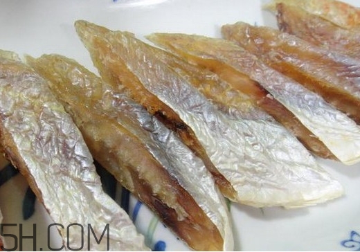 買的咸魚是生的還是熟的？買咸魚怎么挑選