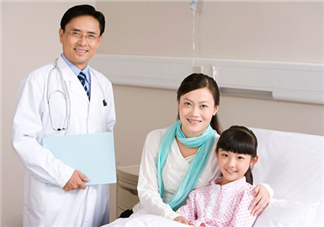 青光眼跟心臟有關(guān)系嗎？青光眼跟上火有關(guān)系嗎？