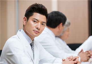 青光眼不能吃什么食物？青光眼不能用什么藥？