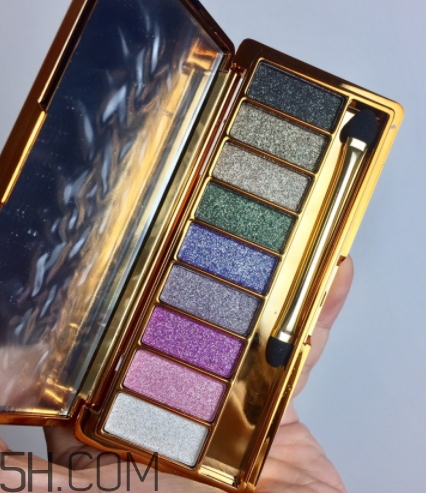 維尼小熊眼影好用嗎？維尼小熊眼影色號(hào)試色