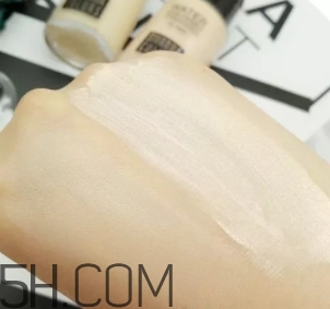 sivanna思薇娜水粉霜好用嗎？思薇娜水粉霜色號試色