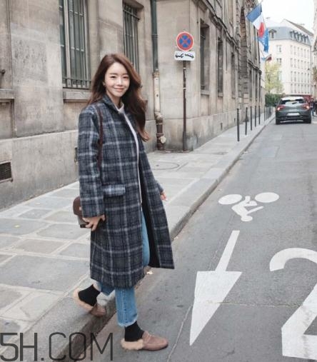 韓版格子大衣怎么搭配？韓版格子大衣搭配圖片