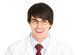 白內(nèi)障要換晶體嗎？白內(nèi)障要做手術(shù)嗎？