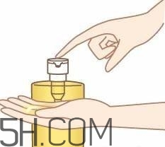 怎么用卸妝油不傷皮膚？卸妝油使用注意事項