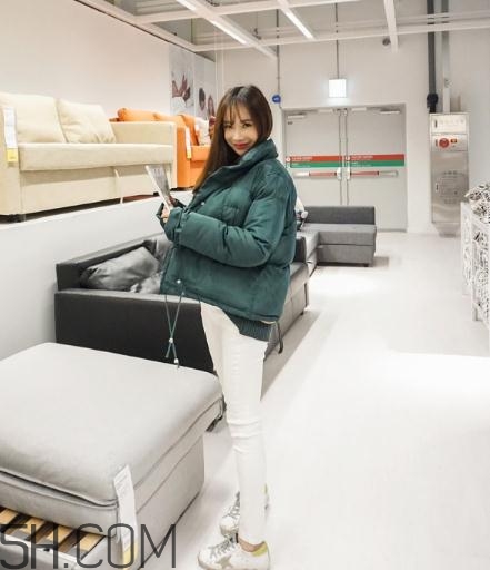 綠色羽絨服怎么搭配？綠色羽絨服搭配圖片