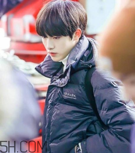 中戲羽絨服多少錢(qián)？中戲羽絨服怎么買(mǎi)？