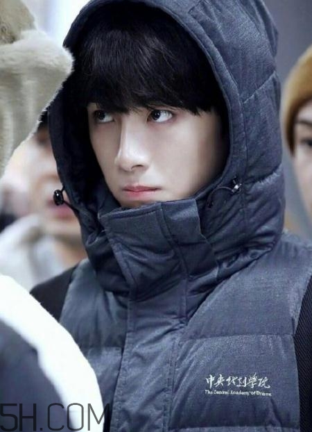 中戲羽絨服多少錢(qián)？中戲羽絨服怎么買(mǎi)？