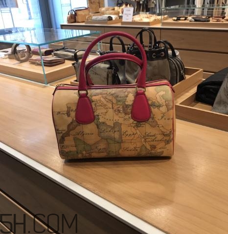 alviero martini多少錢？alviero martini在哪買？