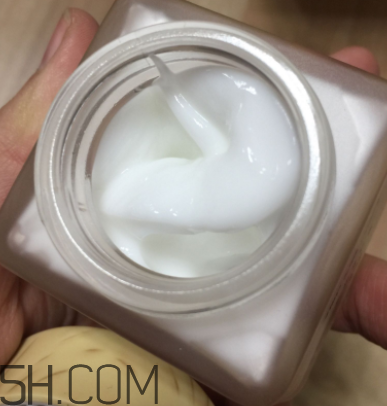 御泥坊礦物養(yǎng)膚霜怎么樣？御泥坊礦物養(yǎng)膚霜好用嗎？