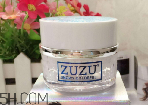 美顏霜和素顏霜一樣嗎 美顏霜和素顏霜的區(qū)別 美顏霜和素顏霜一樣嗎 美顏霜和素顏霜的區(qū)別