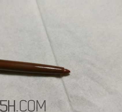 稚優(yōu)泉眼線膠筆好用嗎？稚優(yōu)泉眼線膠筆和眼線液筆哪個(gè)好