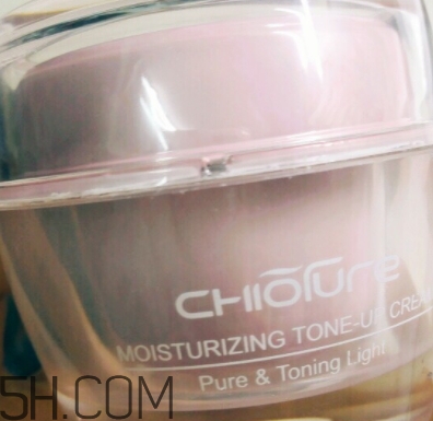 稚優(yōu)泉素顏霜怎么用？稚優(yōu)泉素顏霜要卸嗎？