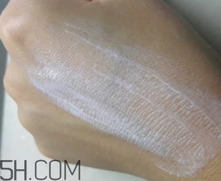 稚優(yōu)泉素顏霜怎么用？稚優(yōu)泉素顏霜要卸嗎？