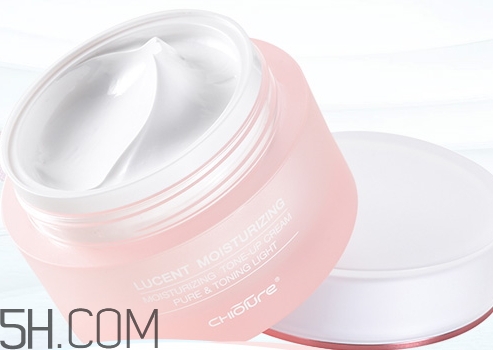 稚優(yōu)泉素顏霜怎么用？稚優(yōu)泉素顏霜要卸嗎？