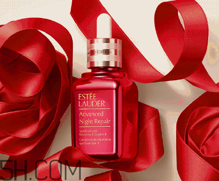 雅詩蘭黛小紅瓶好用嗎？whoo后和雅詩蘭黛哪個(gè)好？