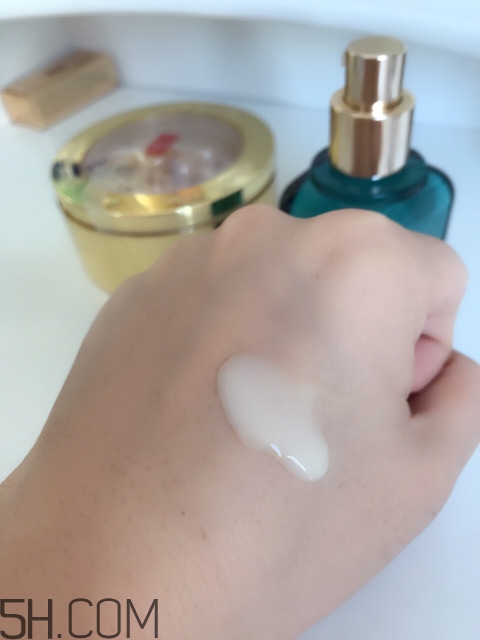 雅詩(shī)蘭黛小綠瓶好用嗎？雅詩(shī)蘭黛小綠瓶多少錢？