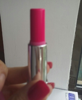 輕唇膏是口紅嗎？輕唇膏和口紅的區(qū)別