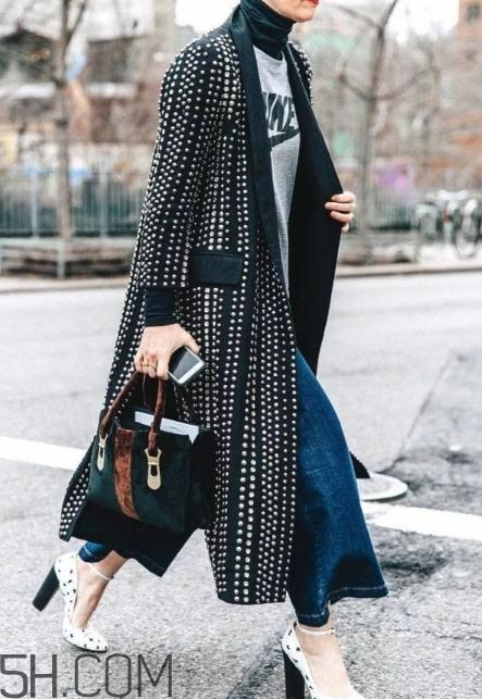 闊腿褲配大衣好看嗎？冬天闊腿褲配大衣圖片