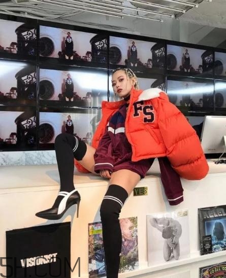 羽絨服怎么穿顯瘦？羽絨服怎么搭配不臃腫？