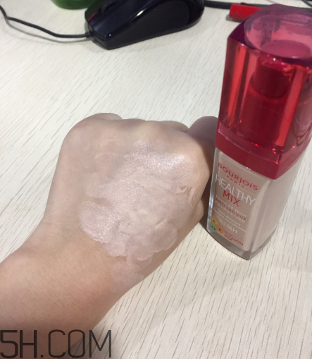 妙巴黎果然粉底液多少錢？妙巴黎果然粉底液測評(píng)