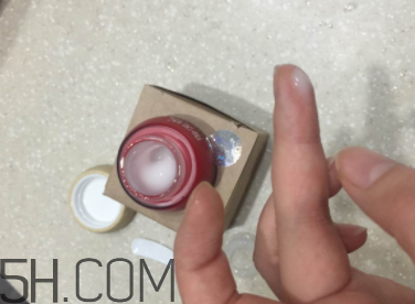 御泥坊紅石榴眼霜怎么樣？御泥坊紅石榴眼霜好用嗎？