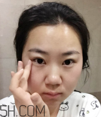 御泥坊紅石榴眼霜怎么樣？御泥坊紅石榴眼霜好用嗎？