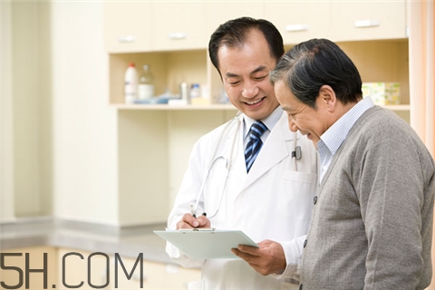 胃出血嚴(yán)重嗎？胃出血會不會便血？